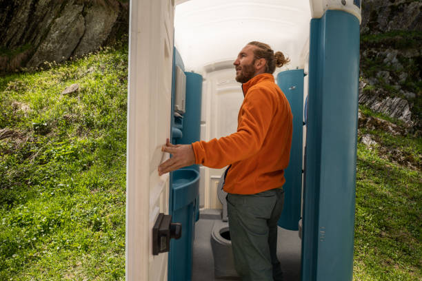 Best Porta potty cleaning services  in Waterloo, IA